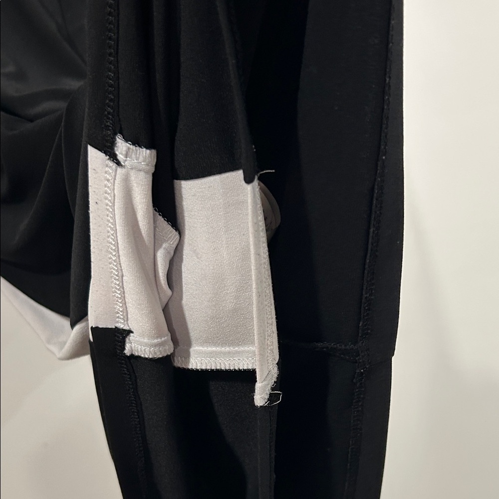 Lauren Ralph Lauren Black and Cream Long Sleeve Dress - Picture 8 of 11